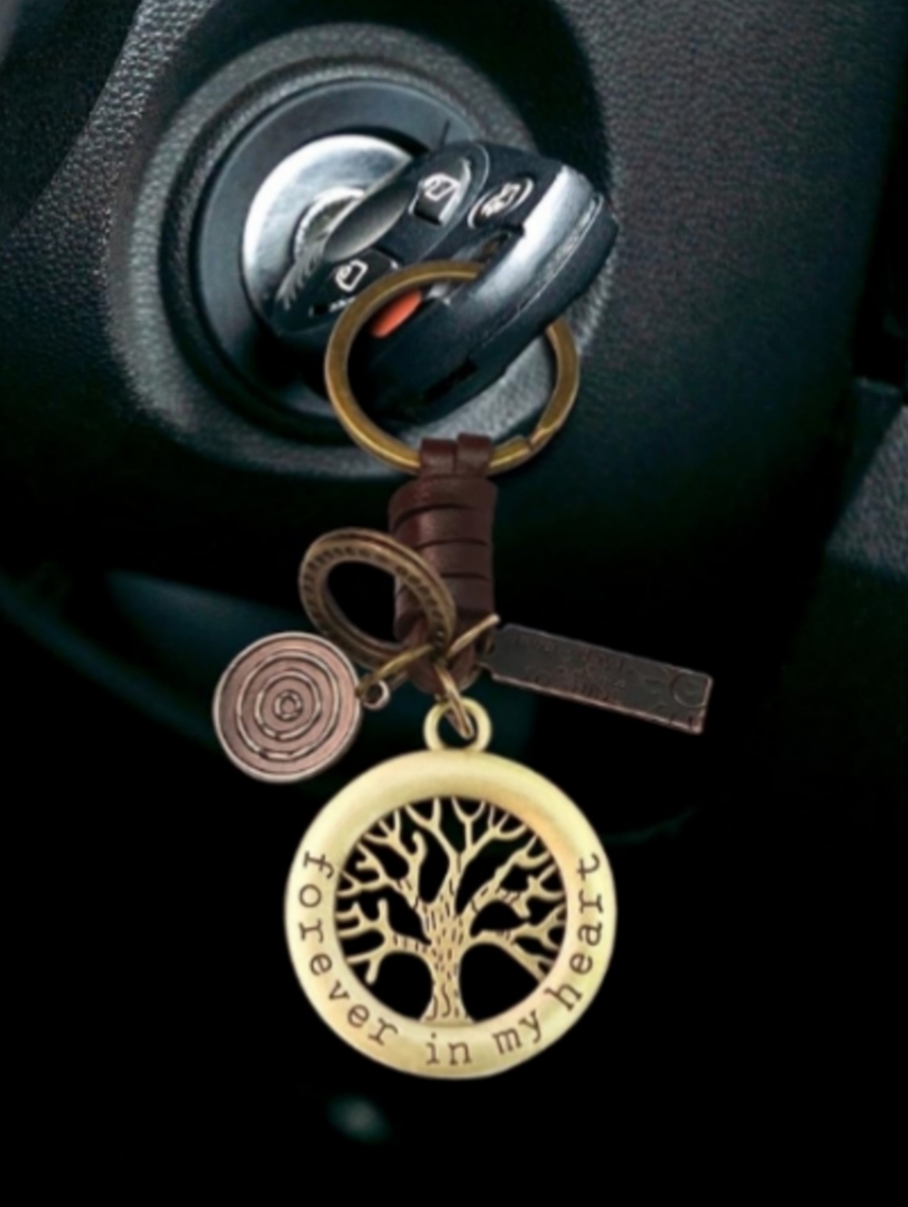 3D Tree Of Life Bronze & Leather Keychaiin - Picture 4 of 4